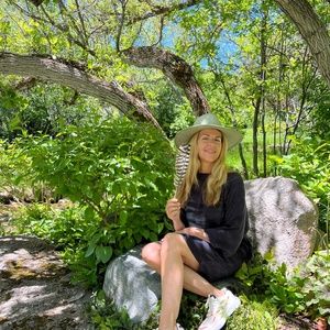 Meet your Posher, Kelley